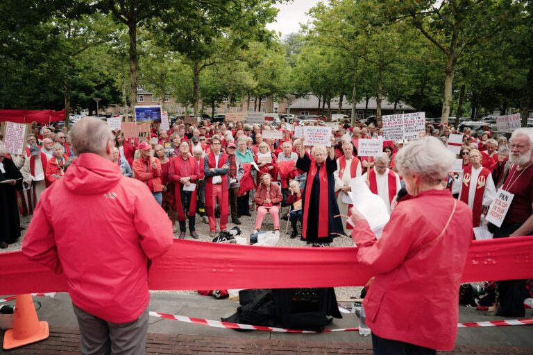 799d35ae-43a5-40c4-869d-d24988f7b9aa