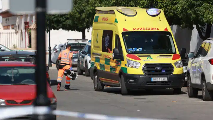 ambulancia-andalucia-723x406.jpg